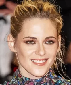 Kristen Stewart Smiling Diamond Painting