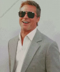 Brad Pitt Smiling Diamond Painting