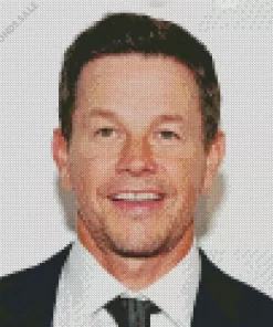 Mark Wahlberg Smiling Diamond Painting