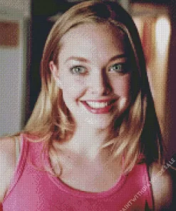 Amanda Seyfried Smiling Diamond Painting