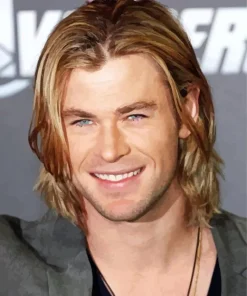 Chris Hemsworth With Long Hair Diamond Painting