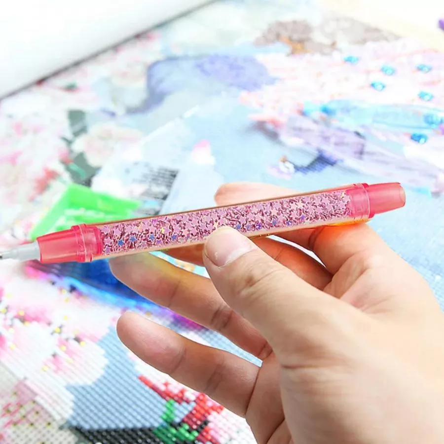 Sparkling Simplicity: The Glitter Gel Pen Diamond Painting pens