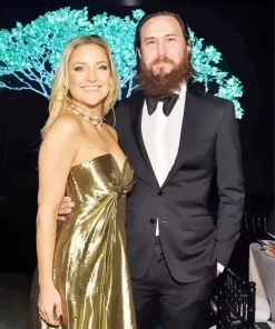 Kate Hudson And Her Partner Diamond Painting