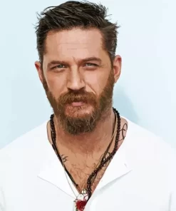 Tom Hardy Wearing White Diamond Painting