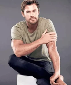 Charismatic Chris Hemsworth Diamond Painting