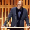 Samuel L Jackson With Award Diamond Painting