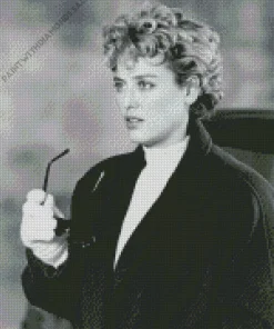 Helen Lyle In Candyman Diamond Painting
